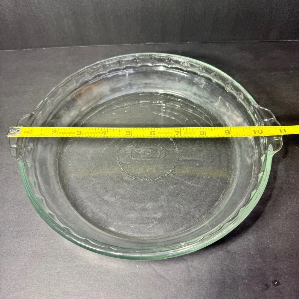 Pyrex #229 Clear Glass 9.5 Inch Round Pie Dish Fluted Rim with‎ Handles Made USA